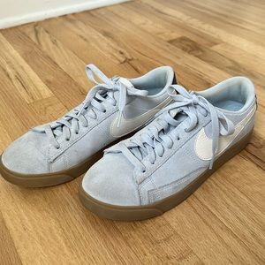 Nike light blue gum sole sneaker